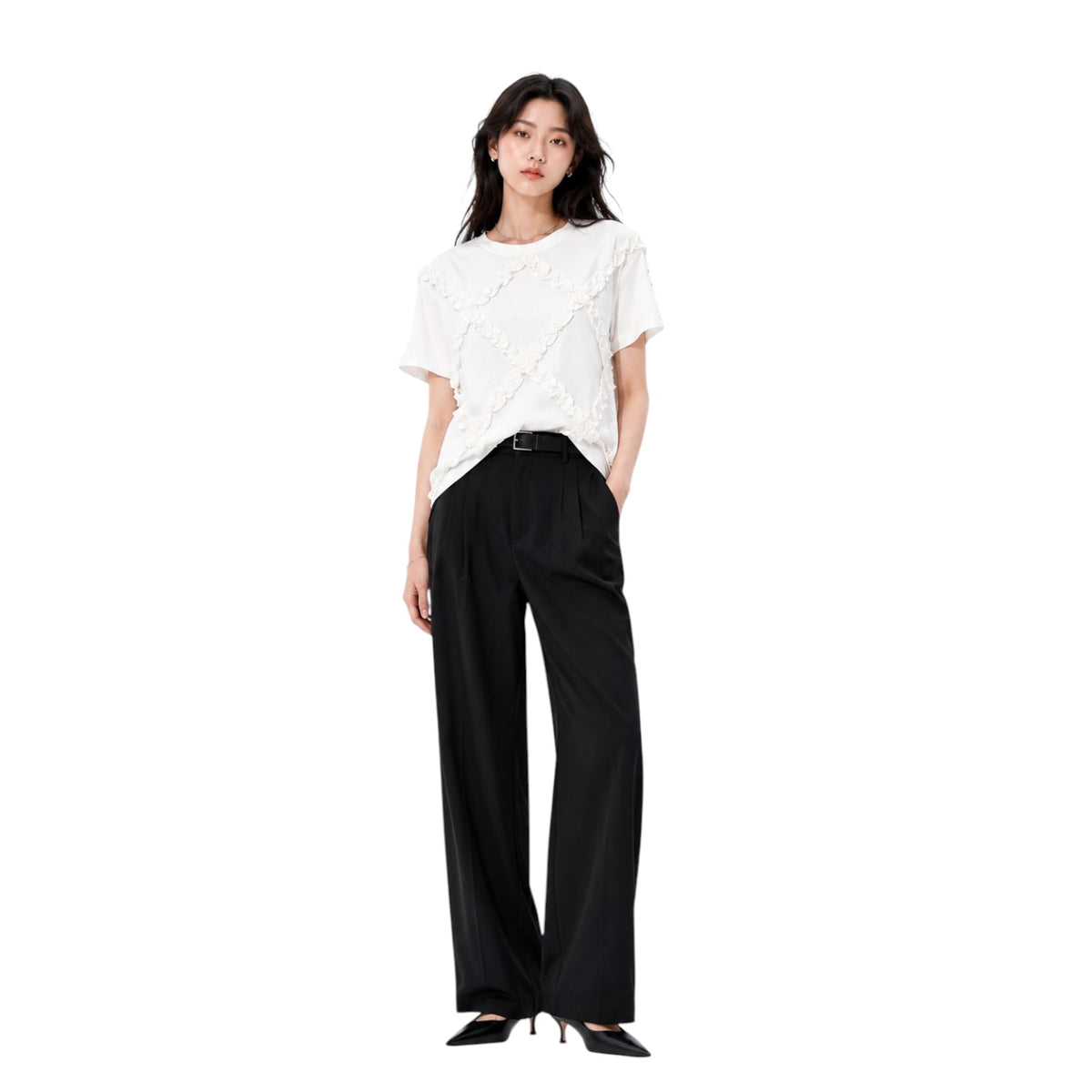 Diamond Ruffle Trim Round Neck Top