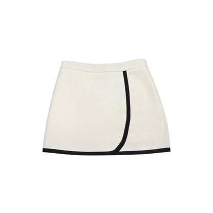 Minimalist Skirt With Contrast Detailing