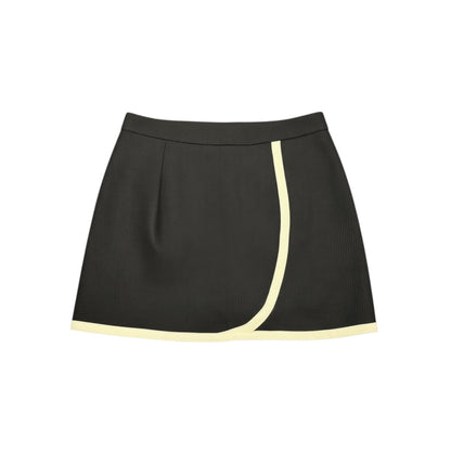 Minimalist Skirt With Contrast Detailing